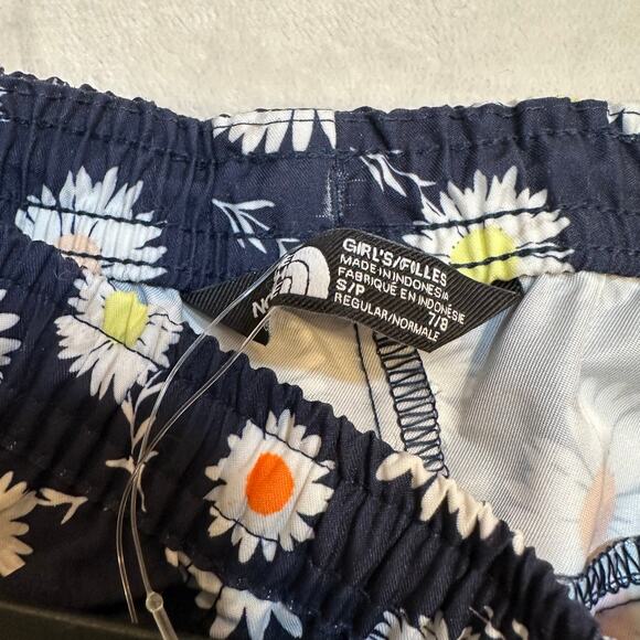 NEW The North Face Amphibious Class V water Shorts sz S (7/8) - Picture 4 of 5